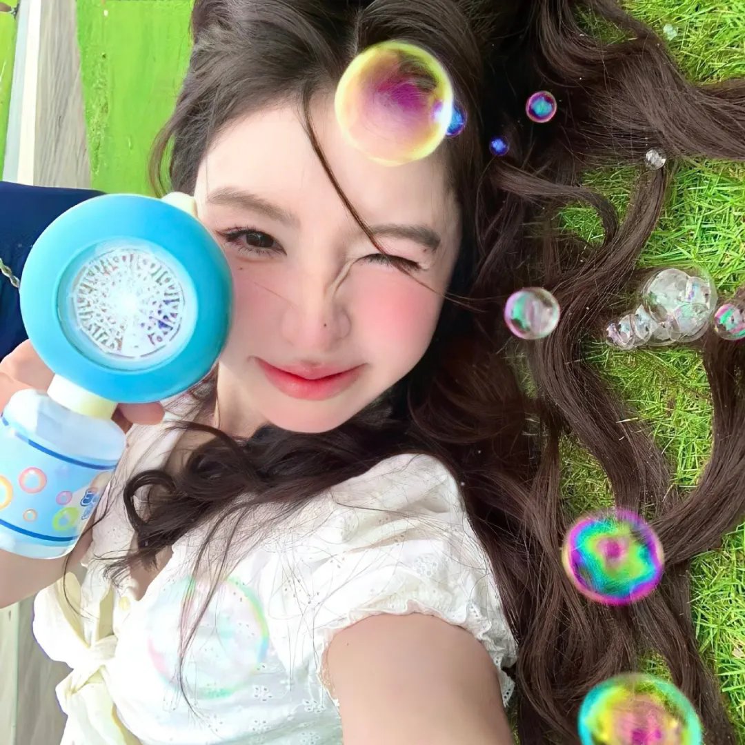 我看见弹幕后，全员剧情崩了